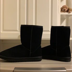 Black Winter boots Like Uggs